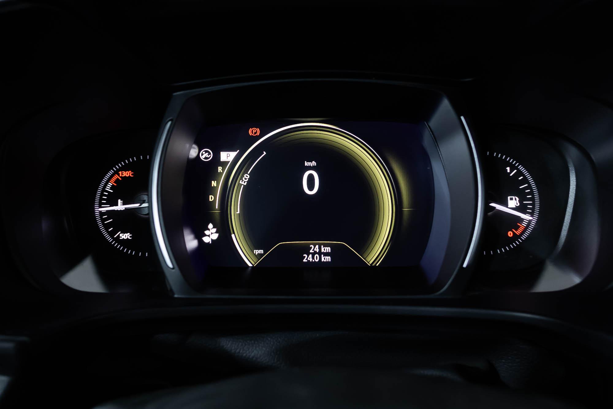 رينو كوليوس 2.5L PE 2025